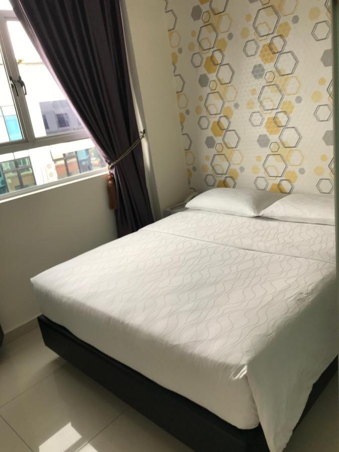 Goody Hotel Johor Bahru Exterior foto